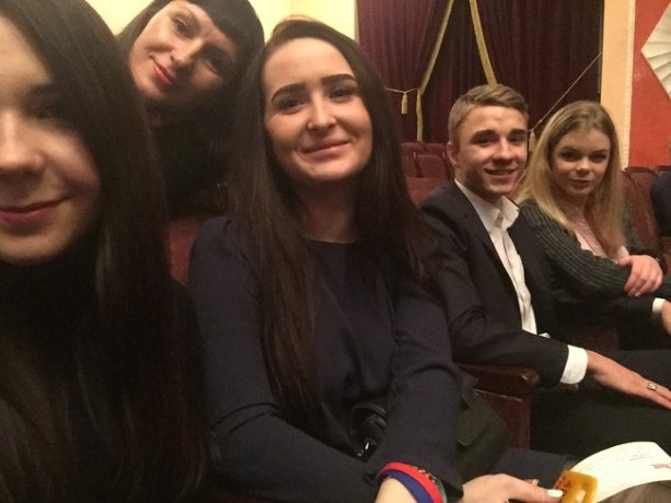 Театральный вечер